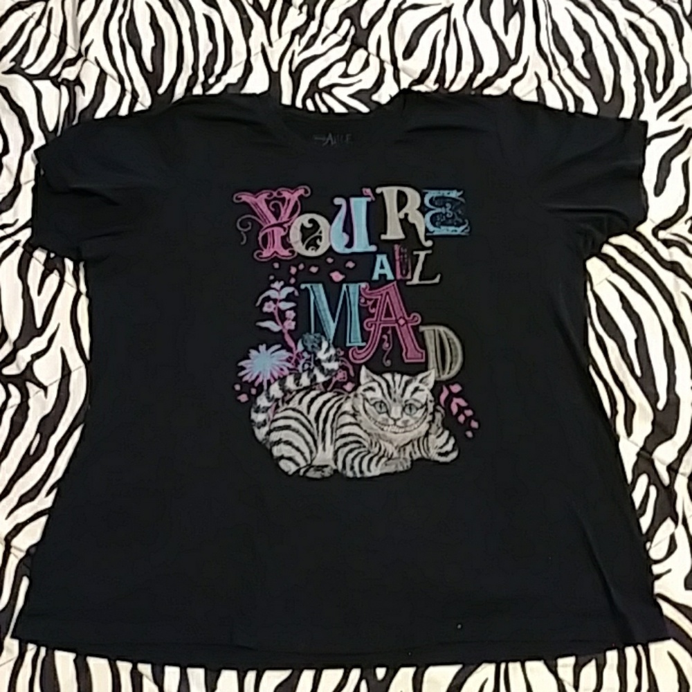 Disney's Alice in Wonderland Women's T-shirt